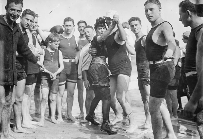People on Brighton Beach, Brooklyn, New York City ca. 1915